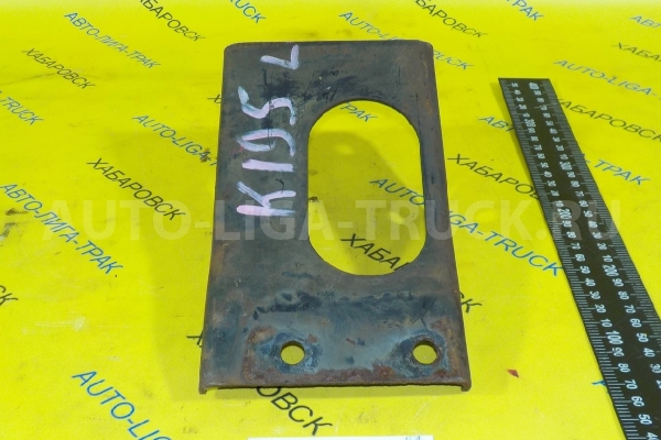 Кронштейн бампера Mitsubishi Canter 4D35 Кронштейн бампера 4D35   MC139295