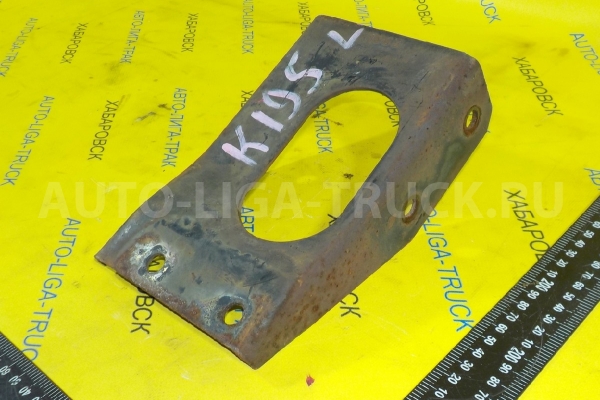 Кронштейн бампера Mitsubishi Canter 4D35 Кронштейн бампера 4D35   MC139295
