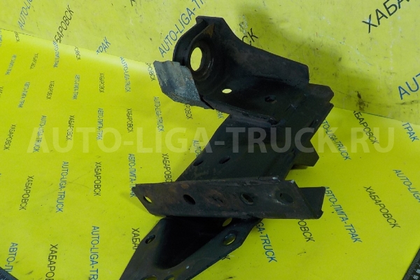 Кронштейн Isuzu Elf 4HF1 Кронштейн 4HF1 1995  8-97105-693-0