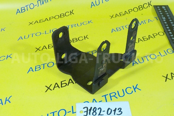 Кронштейн Isuzu Elf 4HF1 Кронштейн 4HF1 1997 ALT-000493 Кронштейн Isuzu Elf 4HF1 Кронштейн 4HF1 1997 ALT-000493