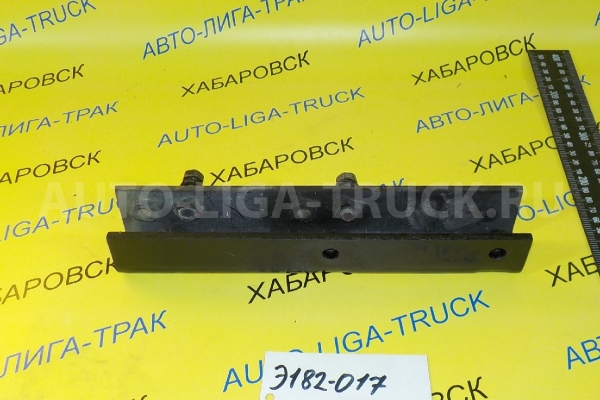 Кронштейн Isuzu Elf 4HF1 Кронштейн 4HF1 1997  8-94388-999-1