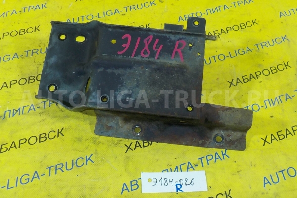 Кронштейн Isuzu Elf 4HF1 Кронштейн 4HF1 1999  8-97035-779-5