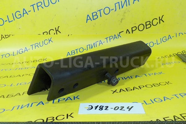 Кронштейн Isuzu Elf 4HF1 Кронштейн 4HF1 1997  8-97075-607-0