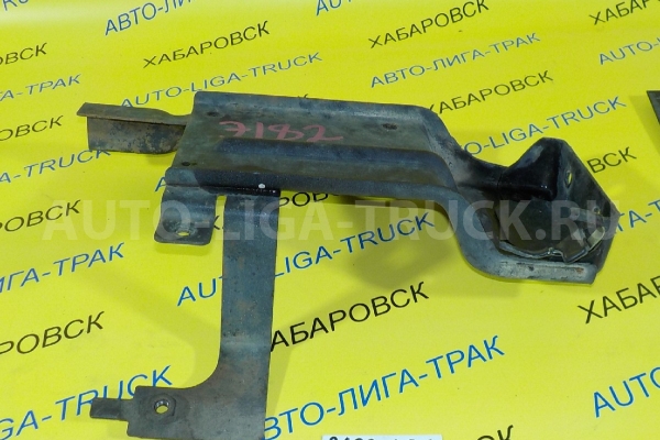 Кронштейн Isuzu Elf 4HF1 Кронштейн 4HF1 1997  8-97035-779-5