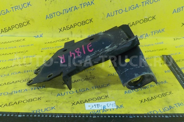 Кронштейн Isuzu Elf 4HF1 Кронштейн 4HF1 1999  8-97105-693-0