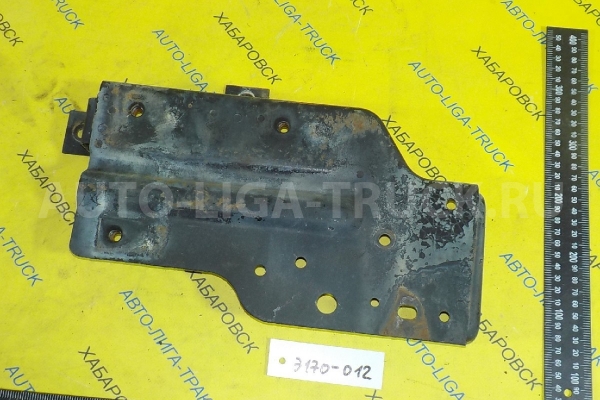Кронштейн Isuzu Elf 4HF1 Кронштейн 4HF1 1997  8-97035-781-4
