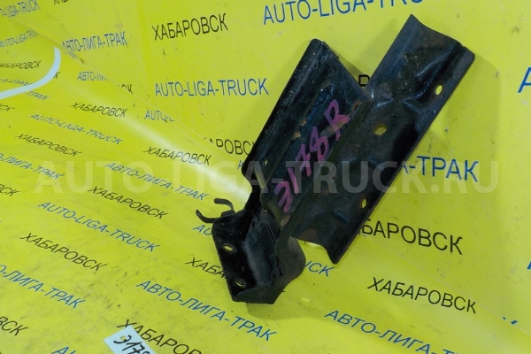 Кронштейн Isuzu Elf 4HG1 Кронштейн 4HG1 1996  8-97035-779-5