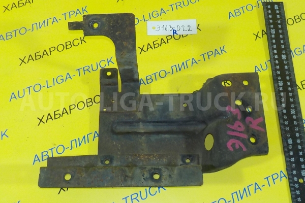 Кронштейн Isuzu Elf 4HG1 Кронштейн 4HG1 1999  8-97189-651-0