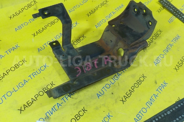 Кронштейн Isuzu Elf 4HJ1 Кронштейн 4HJ1   8-97040-139-4