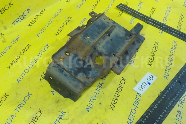 Кронштейн Isuzu Elf 4HJ1 Кронштейн 4HJ1   8-97040-139-4
