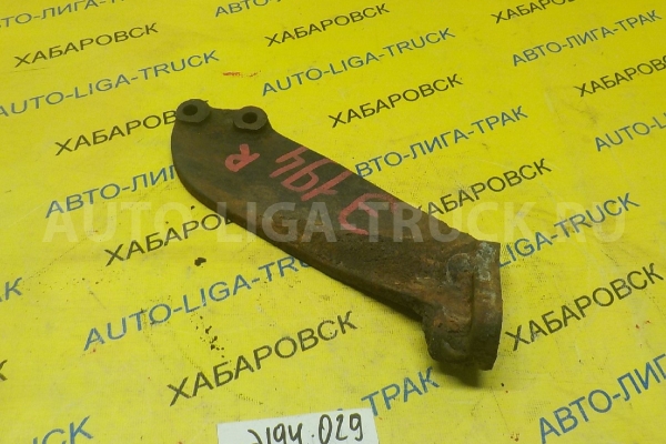Кронштейн Isuzu Elf 4JB1 Кронштейн 4JB1 1988 ALT-000903 Кронштейн Isuzu Elf 4JB1 Кронштейн 4JB1 1988 ALT-000903