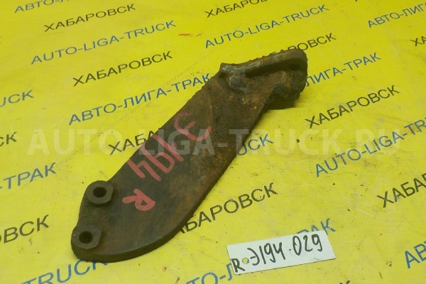 Кронштейн Isuzu Elf 4JB1 Кронштейн 4JB1 1988 ALT-000903 Кронштейн Isuzu Elf 4JB1 Кронштейн 4JB1 1988 ALT-000903
