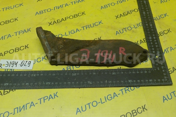 Кронштейн Isuzu Elf 4JB1 Кронштейн 4JB1 1988 ALT-000903 Кронштейн Isuzu Elf 4JB1 Кронштейн 4JB1 1988 ALT-000903