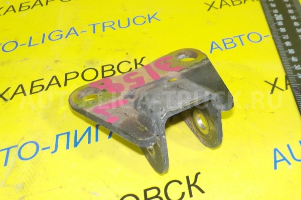 Кронштейн Isuzu Elf 4JG2 Кронштейн 4JG2 2003  8-97179-659-0