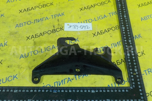 Кронштейн КПП Isuzu Elf 4HF1 Кронштейн КПП 4HF1 1999  8-97035-760-0