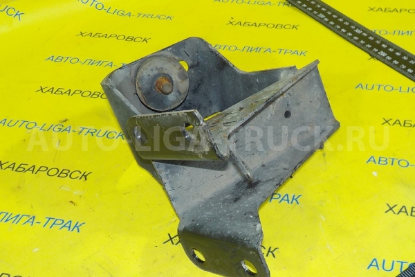 Кронштейн КПП Mazda Titan VS Кронштейн КПП VS 1997  W412-39-32X