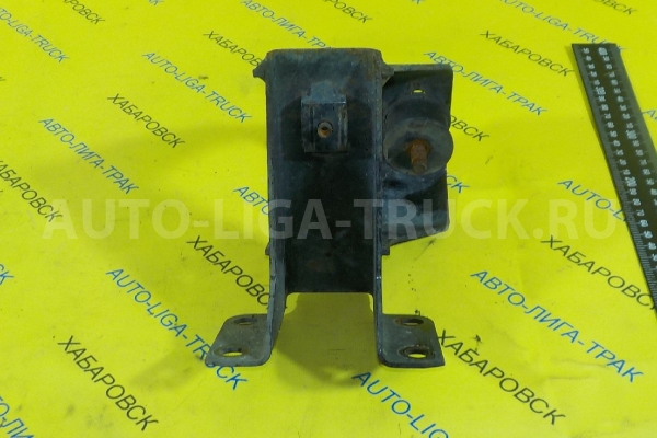 Кронштейн КПП Mazda Titan VS Кронштейн КПП VS 1997  W412-39-32X