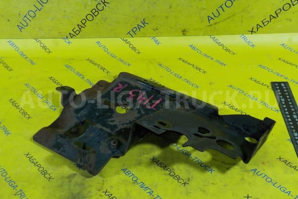 Кронштейн Mazda Titan 4HG1 Кронштейн 4HG1 2000  W201-51-8P0C