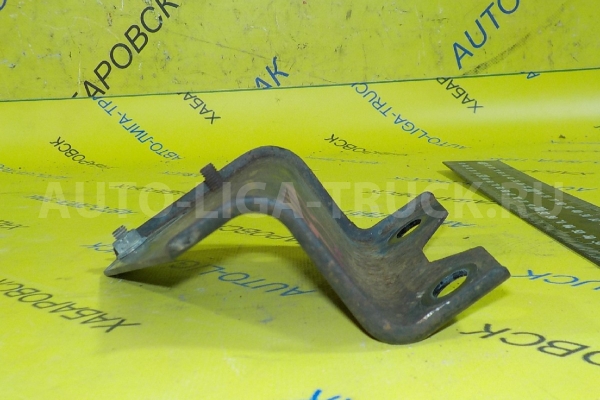 Кронштейн Mazda Titan 4HG1 Кронштейн 4HG1 2000  YJ35-18-65YA