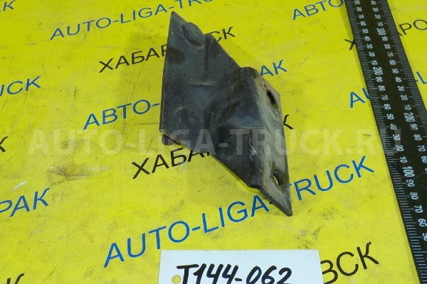 Кронштейн Mazda Titan SL Кронштейн SL 1989  W023-36-590A