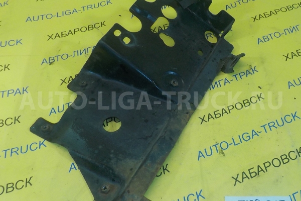 Кронштейн Mazda Titan SL Кронштейн SL 1994  W211-51-8R0B