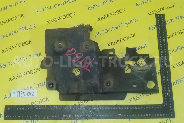 Кронштейн Mazda Titan SL Кронштейн SL 1994  W201-51-8P0A