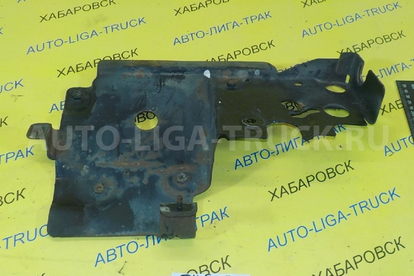 Кронштейн Mazda Titan TF Кронштейн TF 1996  W201-51-8P0C