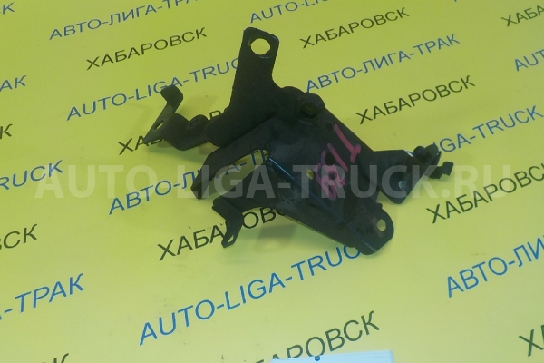 Кронштейн Mazda Titan TF Кронштейн TF 2001  W627-32-530D