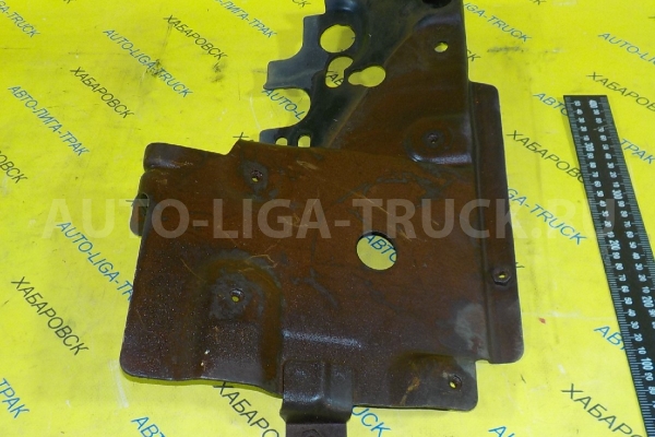 Кронштейн Mazda Titan VS Кронштейн VS 1999 W201-51-8P0C Кронштейн Mazda Titan VS Кронштейн VS 1999 W201-51-8P0C