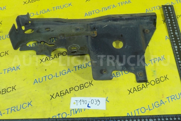 Кронштейн Mazda Titan VS Кронштейн VS   W611-51-8R0