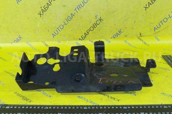 Кронштейн Mazda Titan VS Кронштейн VS 1997  W201-51-8P0C