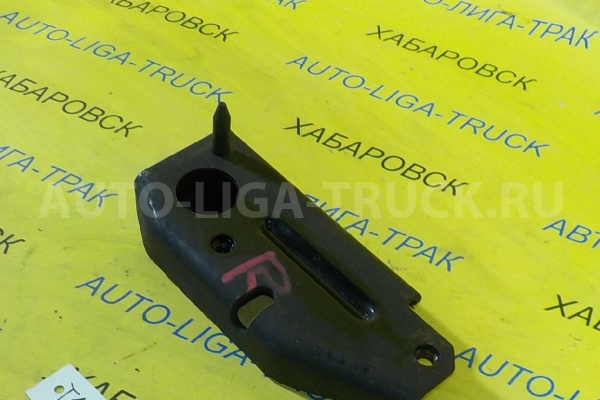 Кронштейн Mazda Titan VS Кронштейн VS 2002 W612-39-080A Кронштейн Mazda Titan VS Кронштейн VS 2002 W612-39-080A