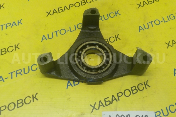 Кронштейн Mitsubishi Canter Кронштейн    ME241227