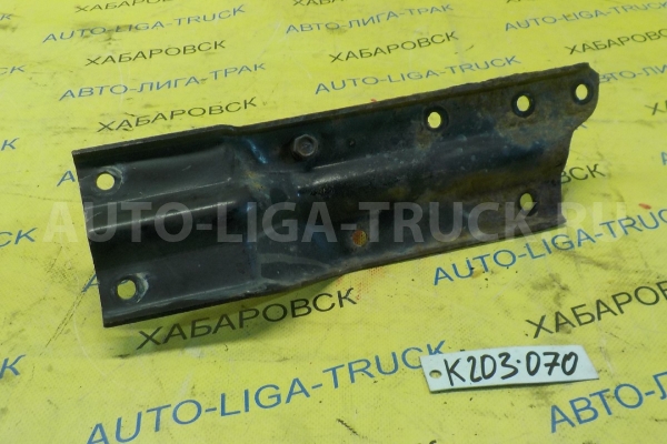 Кронштейн Mitsubishi Canter 4D33 Кронштейн 4D33 1994  MC127510