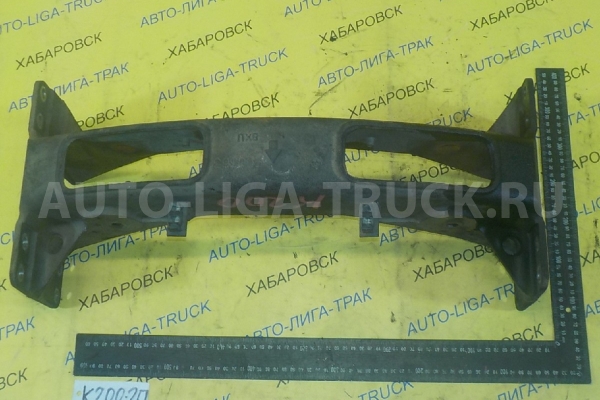 Кронштейн Mitsubishi Canter 4D33 Кронштейн 4D33 1999  MK300904