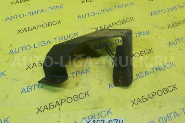 Кронштейн Mitsubishi Canter 4D33 Кронштейн 4D33 1994  MC124211