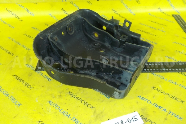 Кронштейн Mitsubishi Canter 4M40 Кронштейн 4M40 2003  MK335261