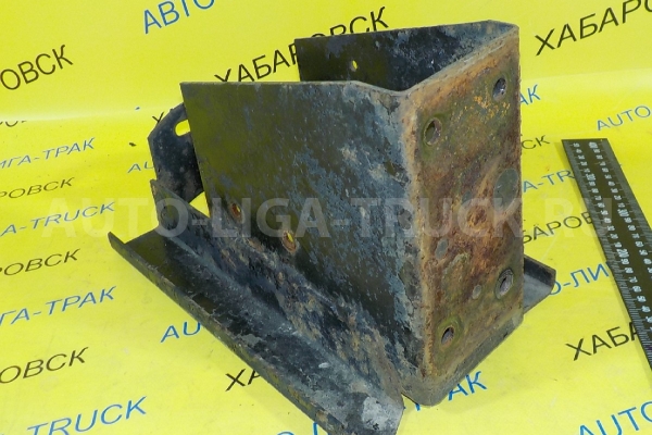 Кронштейн Mitsubishi Canter 4M42 Кронштейн  2006  ALT-000437