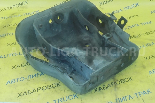 Кронштейн Mitsubishi Canter 4M51 Кронштейн 4M51 2003  MK335261