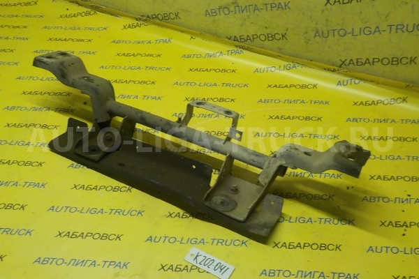 Кронштейн Mitsubishi Canter 4M51 Кронштейн 4M51 2001  ALT-000900