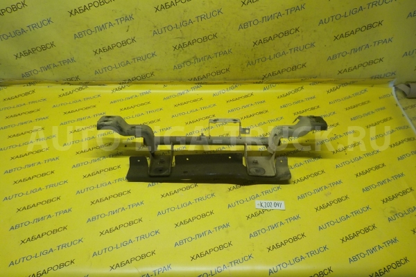 Кронштейн Mitsubishi Canter 4M51 Кронштейн 4M51 2001  ALT-000900