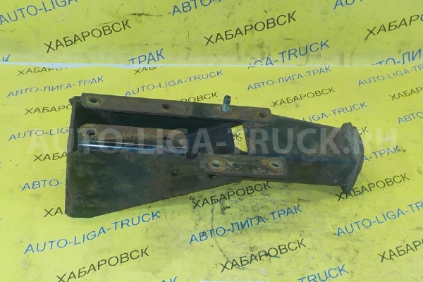 Кронштейн Nissan Atlas TD27 Кронштейн TD27 1997  95121-5T430