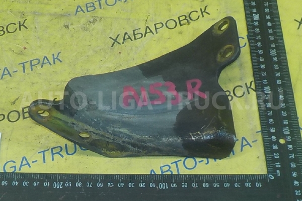 Кронштейн Nissan Atlas TD27 Кронштейн TD27 1996 30429-02N00 Кронштейн Nissan Atlas TD27 Кронштейн TD27 1996 30429-02N00