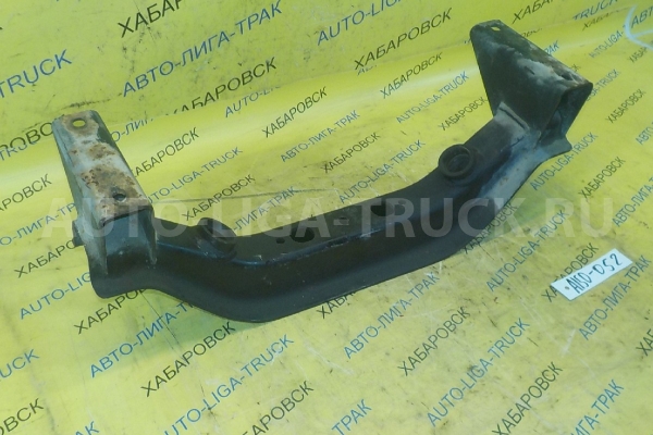 Кронштейн Nissan Atlas TD27 Кронштейн TD27 2000  54701-T6001