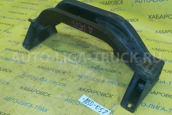 Кронштейн Nissan Atlas TD27 Кронштейн TD27 2000  54701-T6001