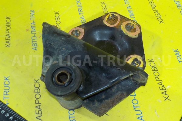 Кронштейн рессоры Isuzu Elf 4HG1 Кронштейн рессоры 4HG1 2001  8-97166-684-1