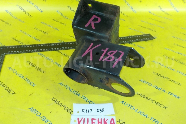 Кронштейн рессоры Mitsubishi Canter 4M40 Кронштейн рессоры 4M40   MC120238