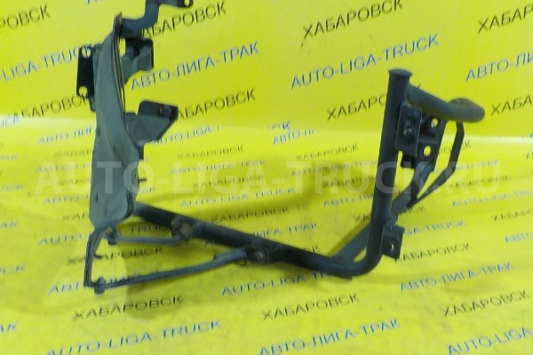 Кронштейн Toyota Dyna, Toyoace Кронштейн    ALT-000452