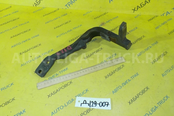 Кронштейн Toyota Dyna, Toyoace 5L Кронштейн 5L 2001  88431-25270