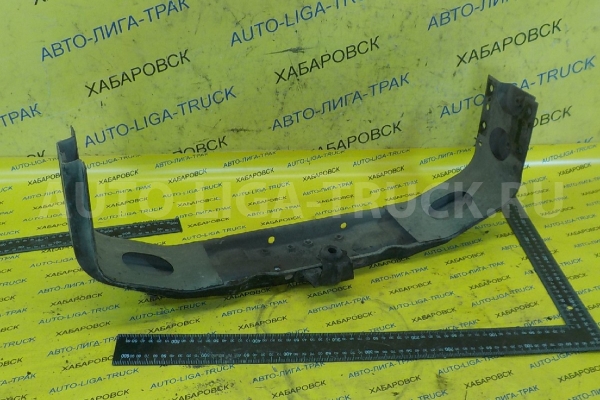 Кронштейн Toyota Dyna, Toyoace B Кронштейн B 1990  33671-36080